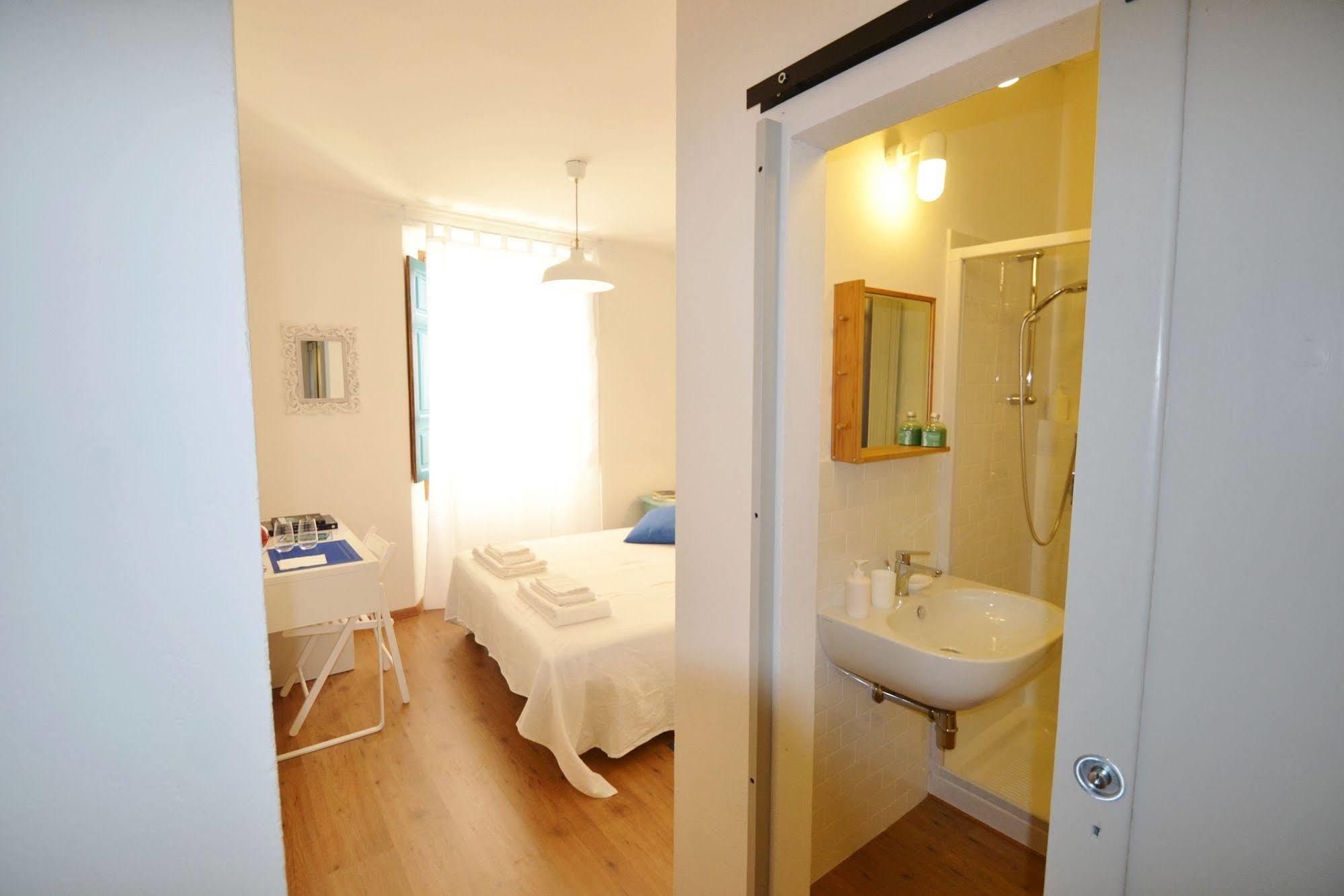 Il Bandito Re Otel Nuoro  Dış mekan fotoğraf