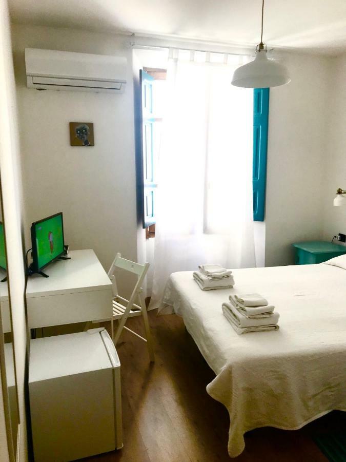 Il Bandito Re Otel Nuoro  Dış mekan fotoğraf